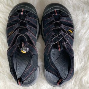 Keen Womens Waterproof H2 Sandals Black with Red 9